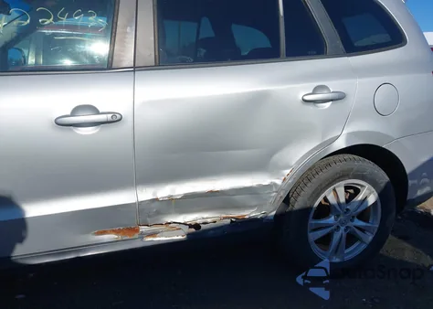 2011 Hyundai Santa Fe Se z USA, uszkodzony, nr VIN 5XYZHDAG8BG085315